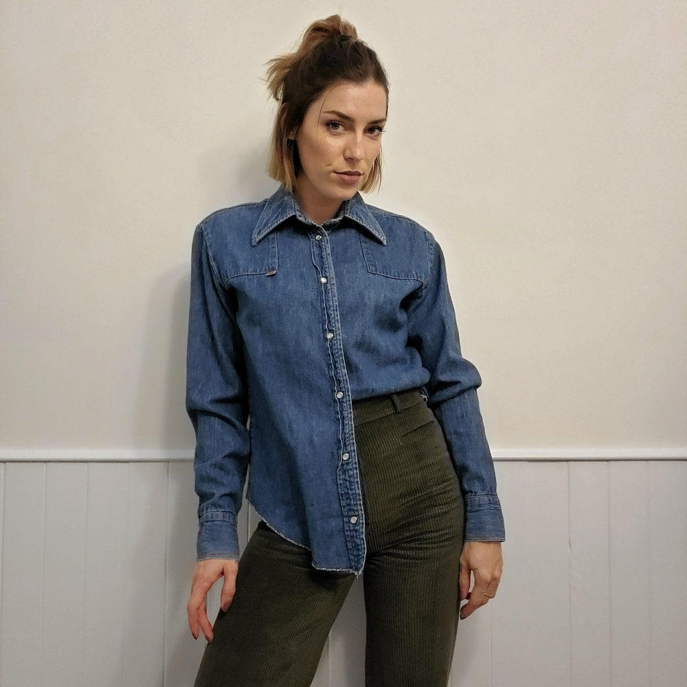 VINTAGE Denim Long Sleeve Button Down